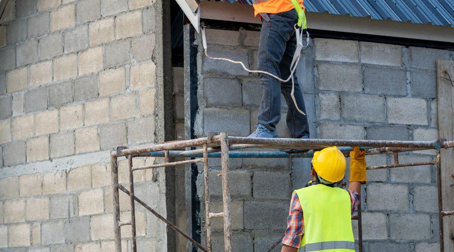 Expert Emergency Roof Repairs services in Olanta, SC